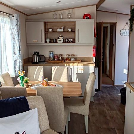 Eagle'S Den Caravan Lossiemouth Εξωτερικό φωτογραφία
