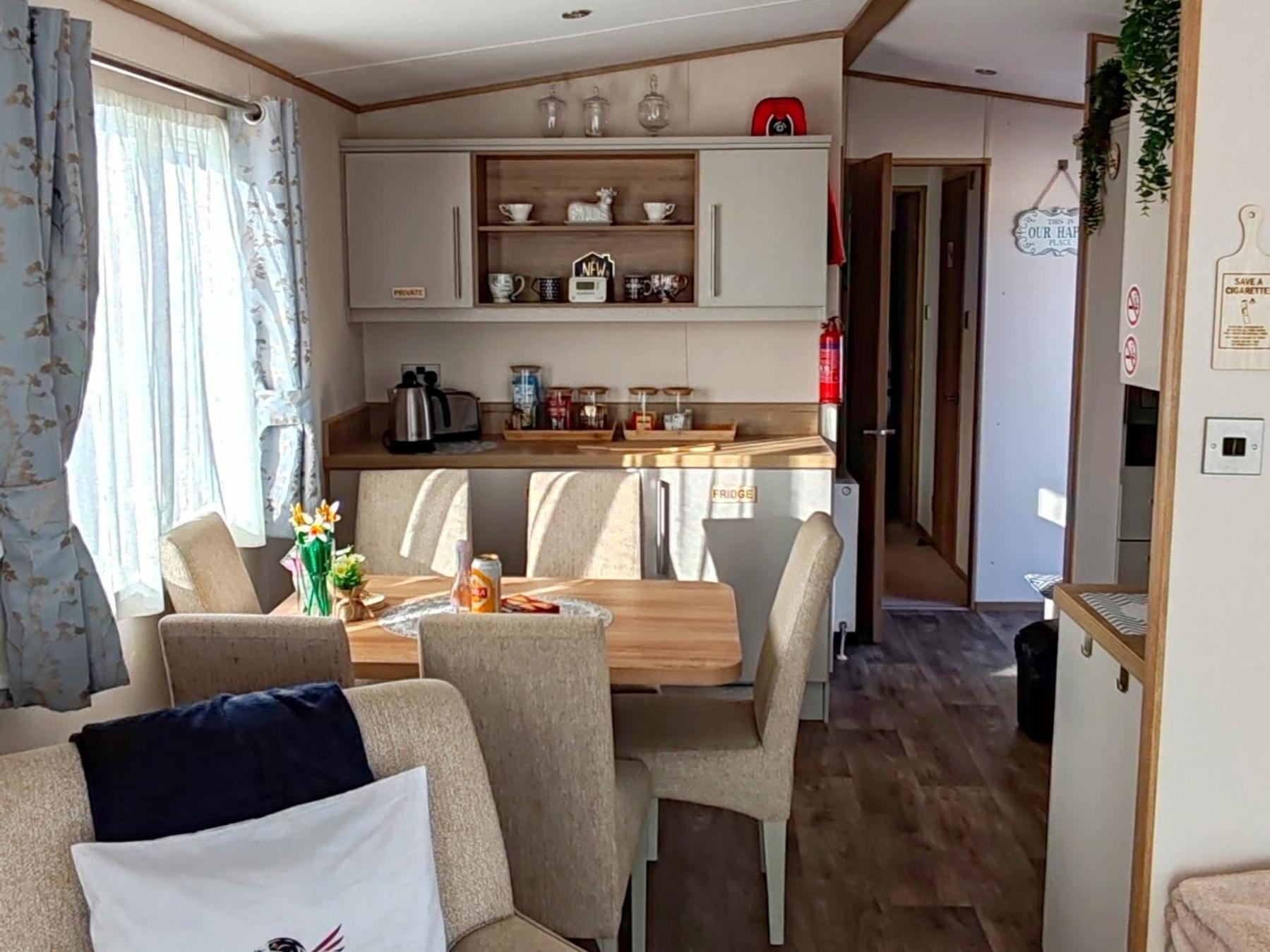 Eagle'S Den Caravan Lossiemouth Εξωτερικό φωτογραφία
